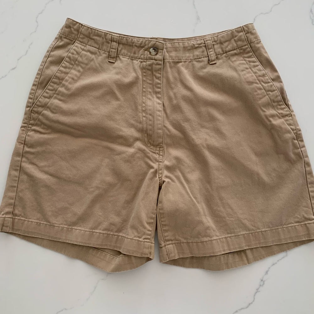 LL Bean Sz 10 Reg Cotton Pre washed Khaki Shorts. New